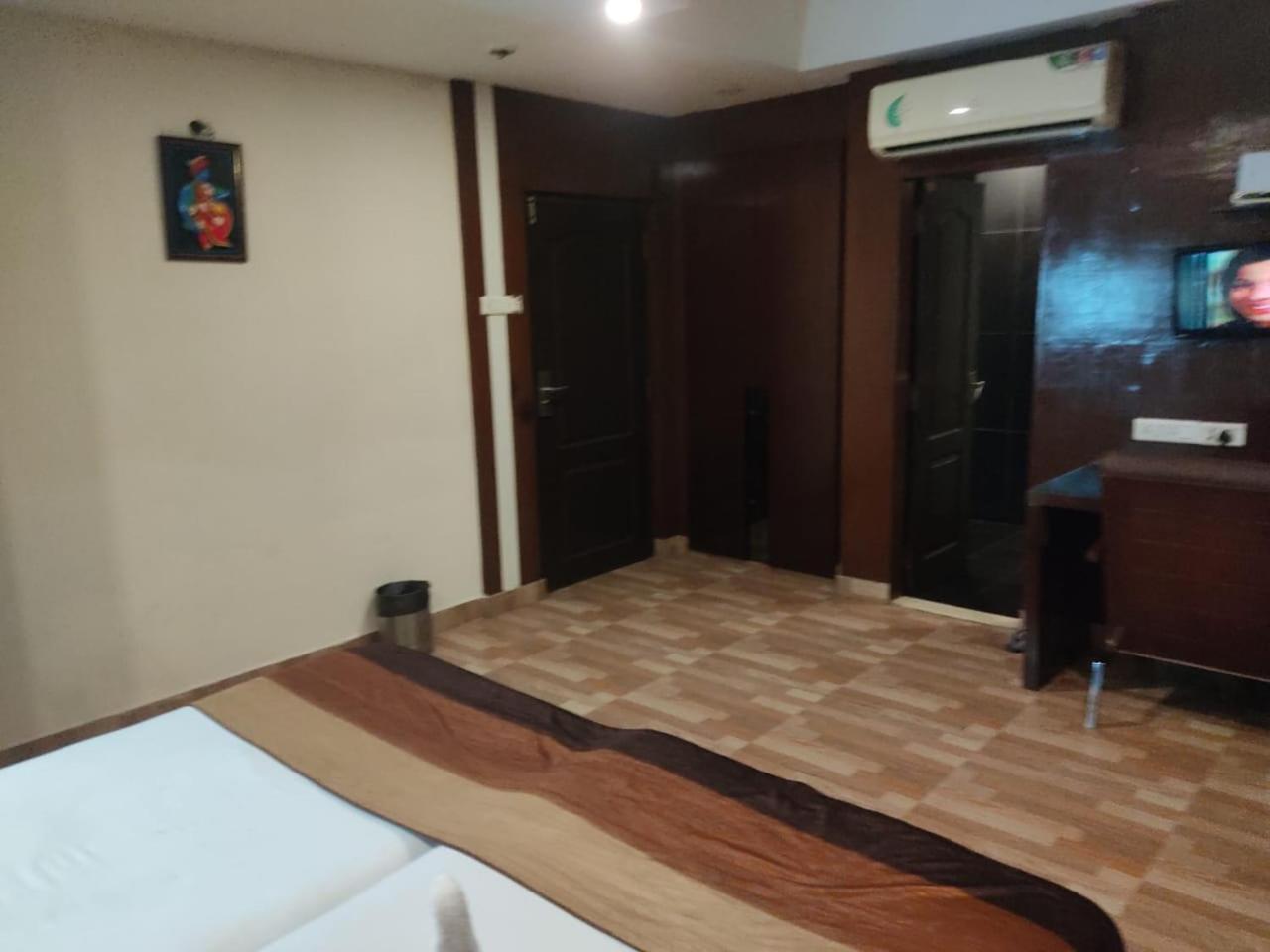 Hotel Ambassador Chocolate Inn Kalyani المظهر الخارجي الصورة