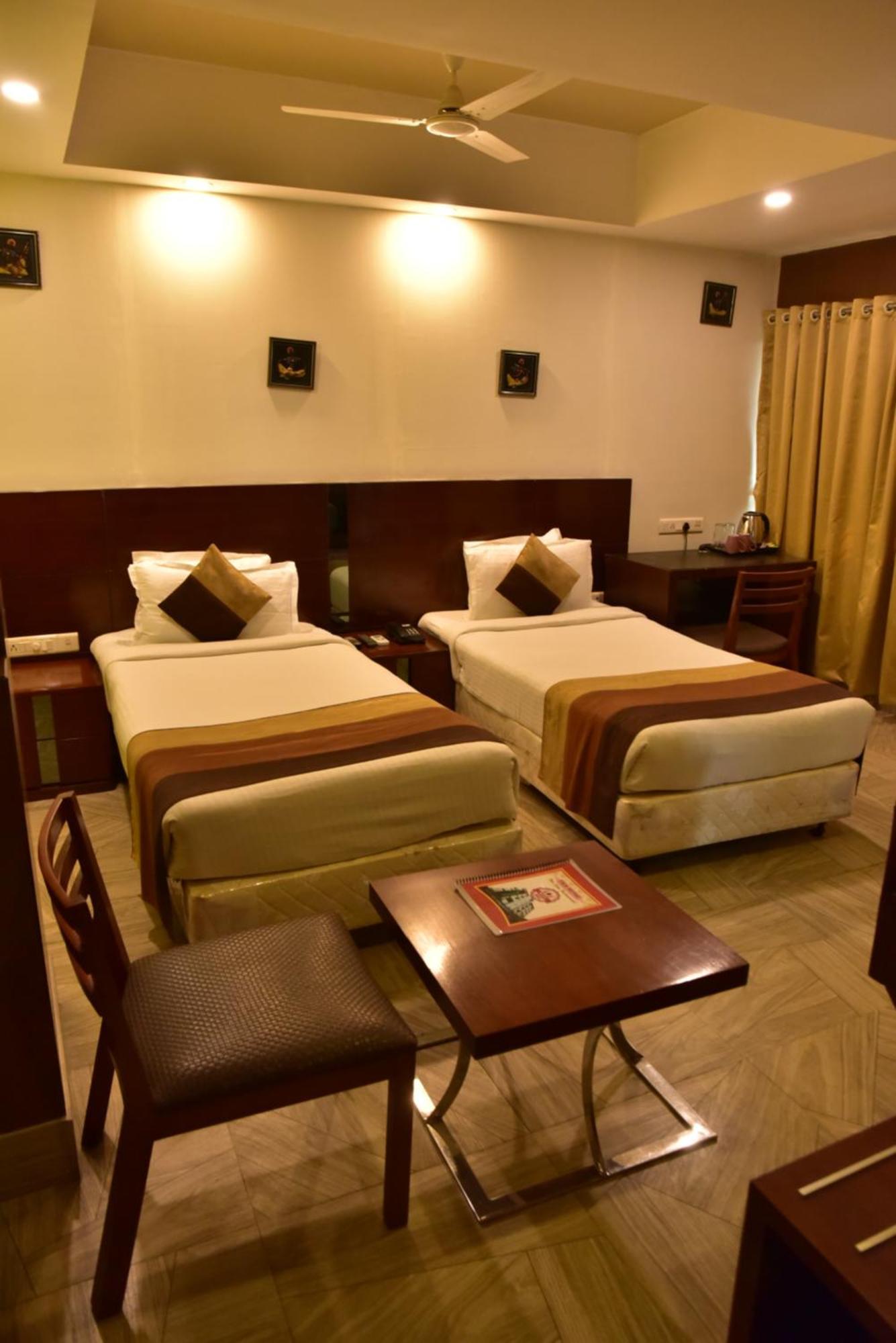 Hotel Ambassador Chocolate Inn Kalyani المظهر الخارجي الصورة
