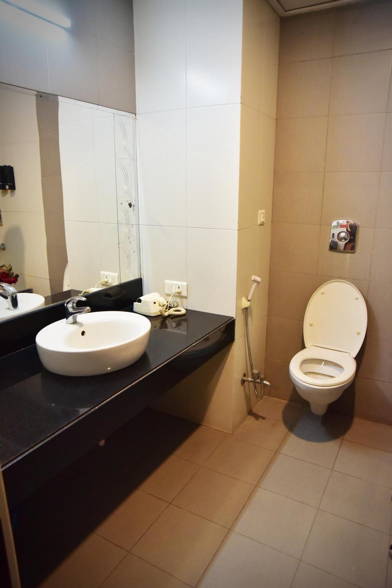 Hotel Ambassador Chocolate Inn Kalyani المظهر الخارجي الصورة