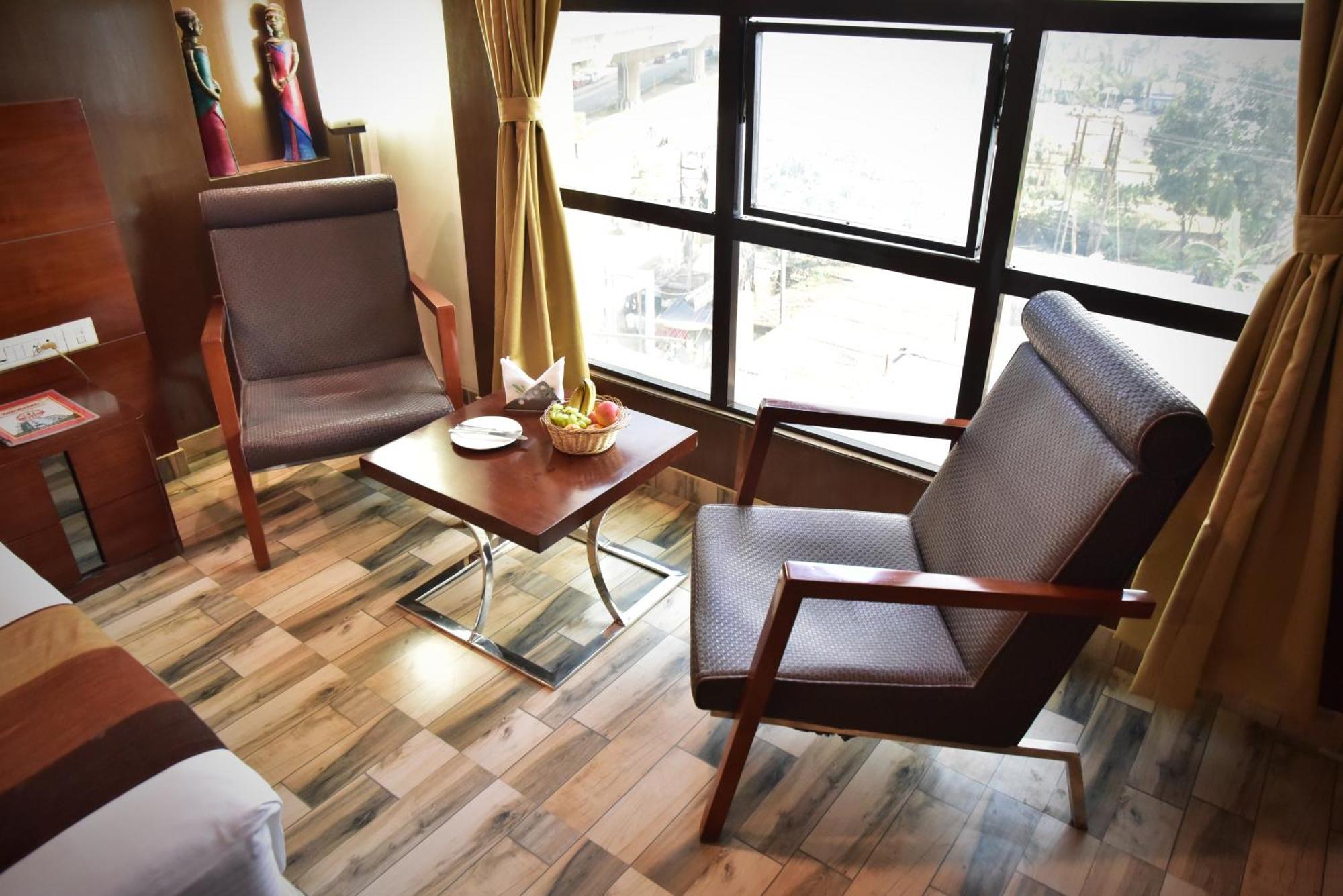 Hotel Ambassador Chocolate Inn Kalyani المظهر الخارجي الصورة